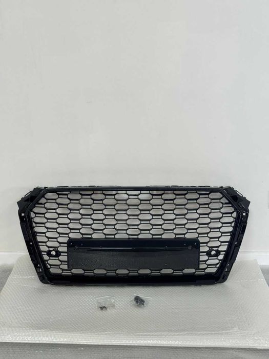 Решітка радіатора A4 B9 RS4