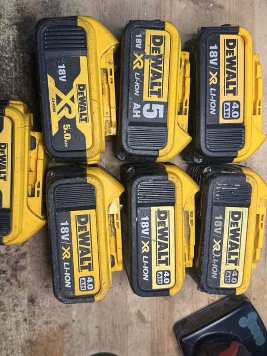 7x alumulator dewalt uzywany 4/5ah. Stan dobry