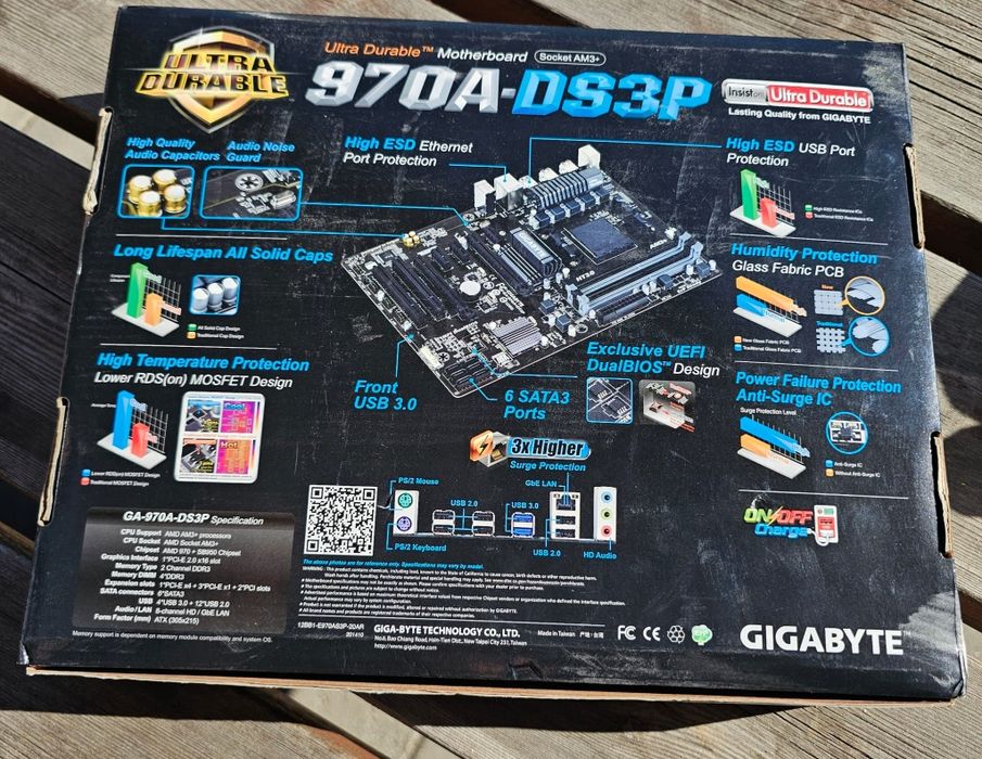 Gigabyte GA-970A-DS3P.