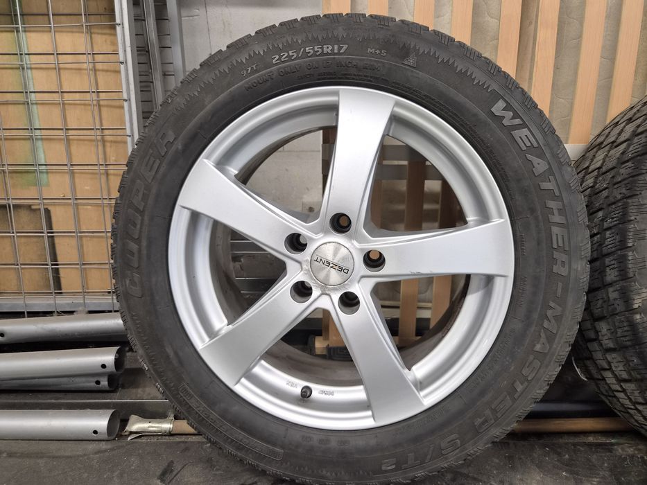 Колеса Диски5x114.3 Qashqai, Vivaro Dezent 225/55/17