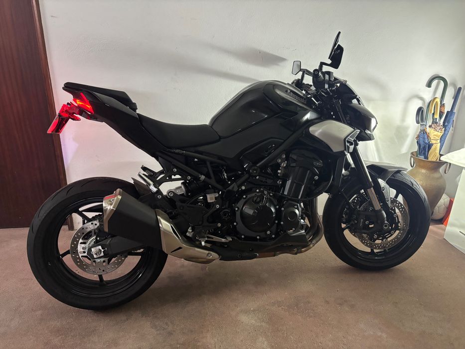 Kawasaki Z 900 black edition