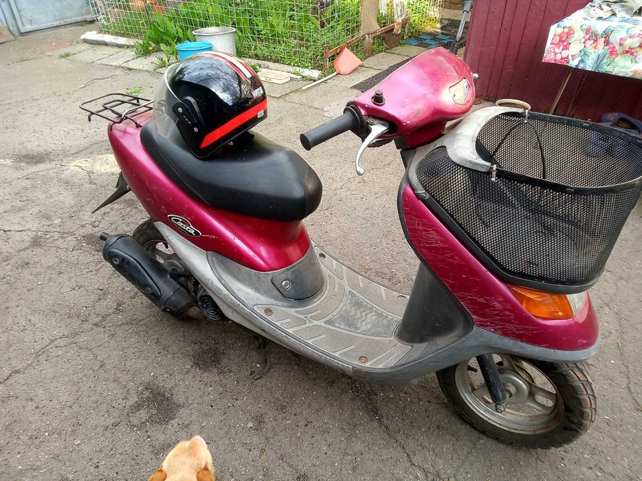 Продам скутер ХОНДА 2000 р