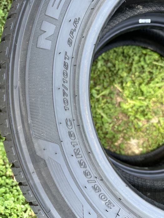 205/65/16c Nexen Roadian CT8