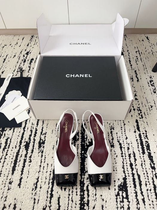 Czółenka Chanel Slingback White