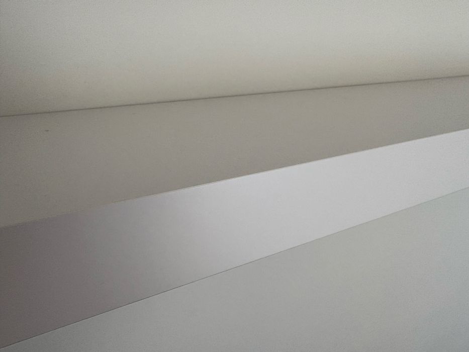 Prateleira suspensa LACK IKEA