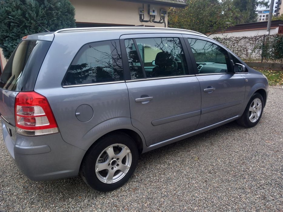 Opel Zafira 18.b klima