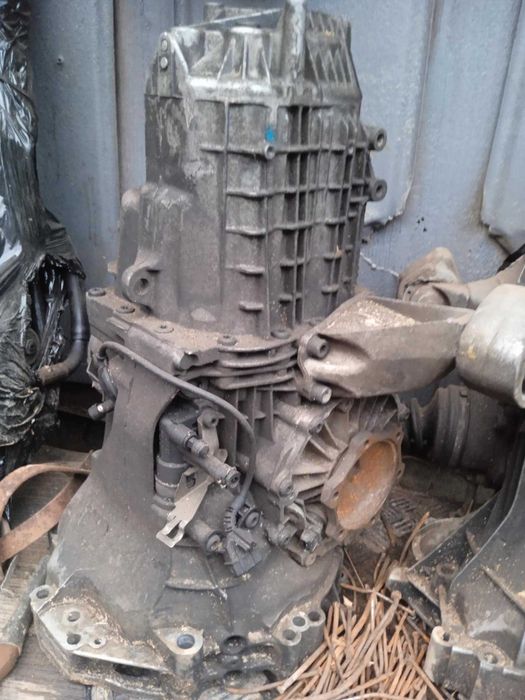 КПП Пассат б5 81кл Ауди а6 1.9 механіка Passat b5 Audi a6