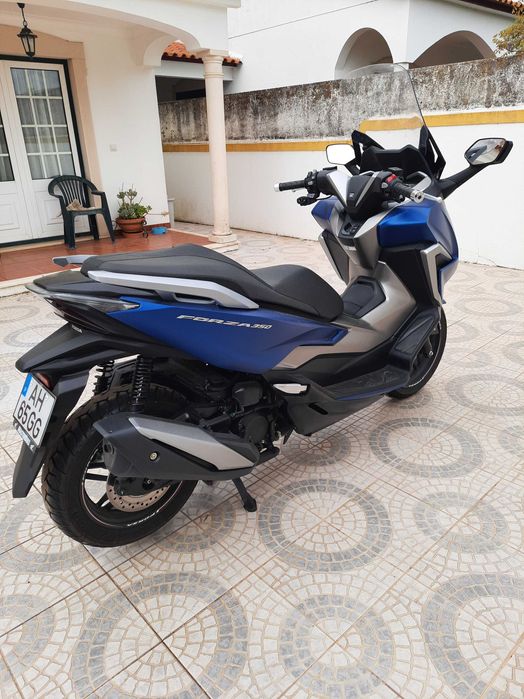 Honda Forza 350 - 5700 Km