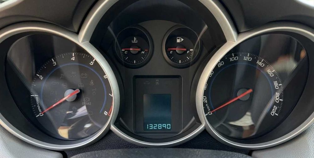 Chevrolet Cruze 1.6 PL Salon