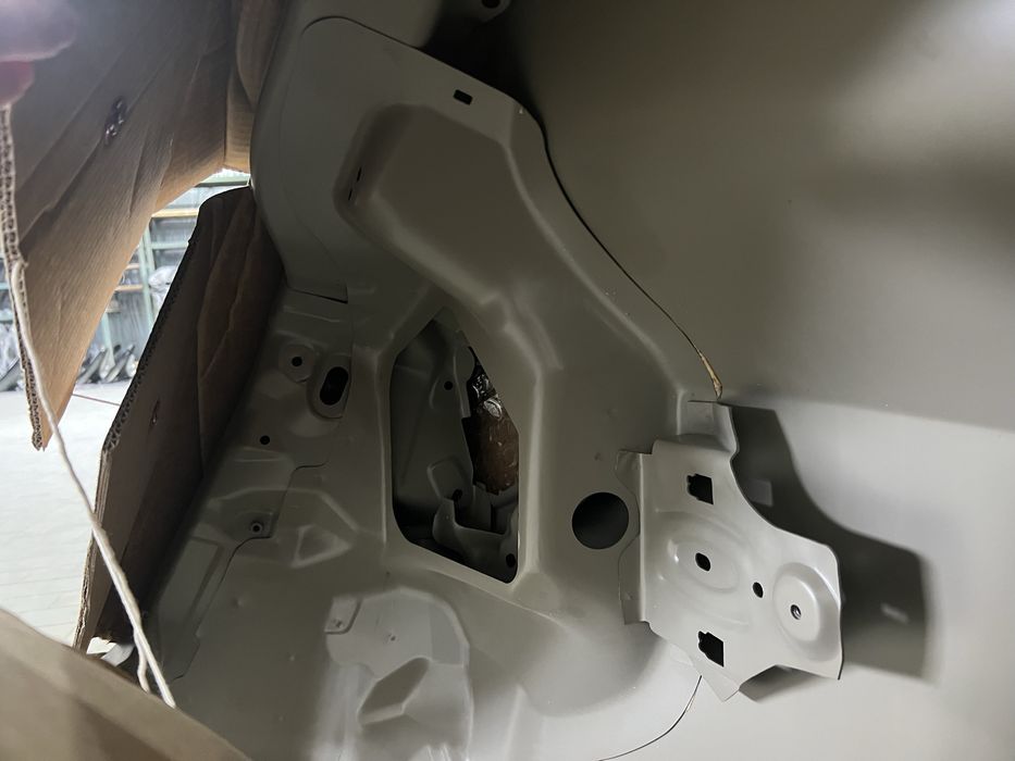 Крило заднє ліве, праве (чверть) нове аналог Tesla Model Y 2020-2025