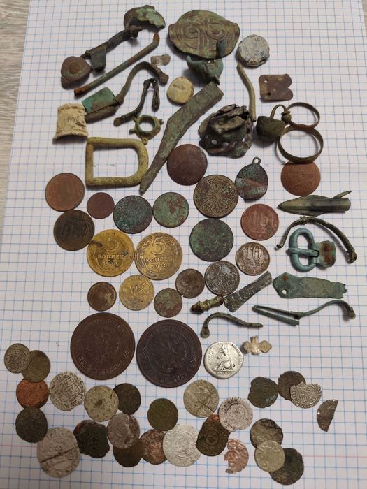 Продам монети СВ.