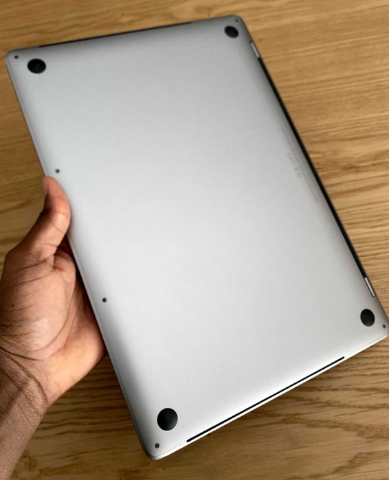 MacBook Pro 15" i7 (usar com monitor)