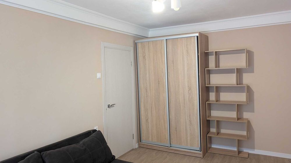 Продам 1-но кімнатну квартиру за адресою Харківське шосе 21/1.
