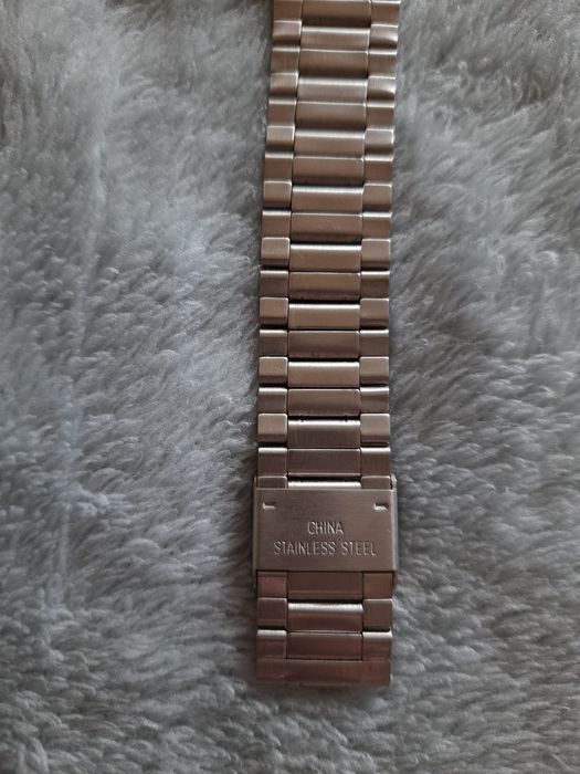 Наручные часы Q&Q Quartz Water Resist
