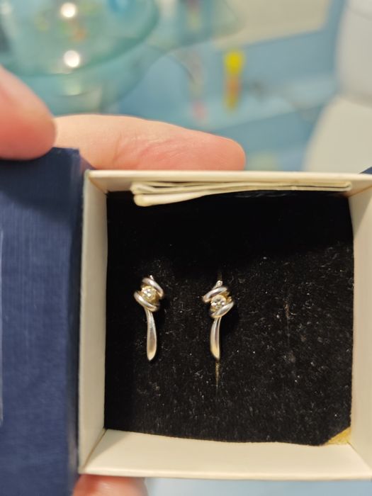 Сергьи белое золото с бриллиантами 585 пр.