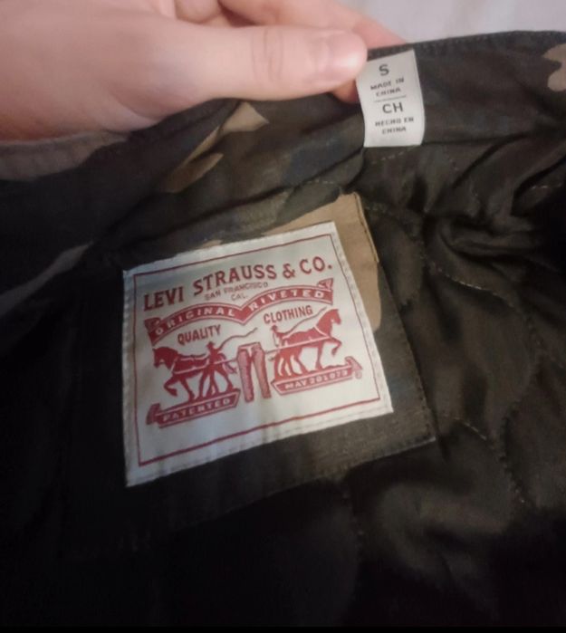 levi strauss & co. moro kurtka