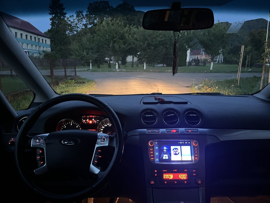 Продам Ford Galaxy 2007 торг