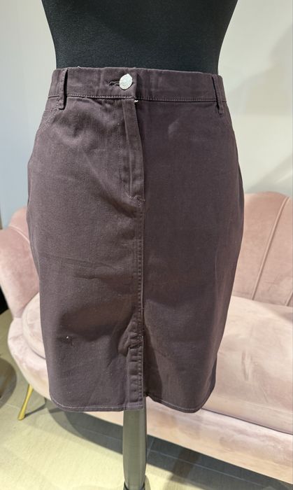 Dzinsowa spodnica do kolan ,,rozmiar 44-Quiosque