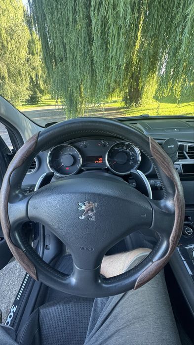 Продам  Peugeot 3008