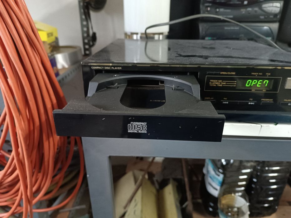 Vendo leitor de CD Mitsubishi