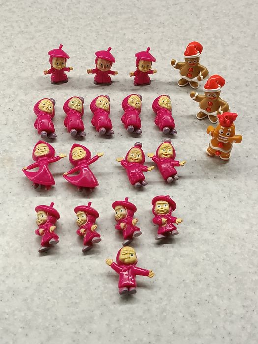 Kinder  Маша и Медведь