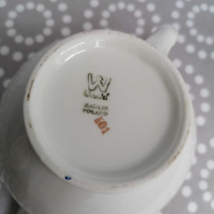 2 sztuki - dzbanuszek na mleko - porcelana WAWEL - złote zdobienia