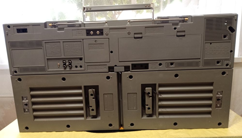 Топовая винтажная магнитола TOSHIBA RT-S98 Japan Из коллекции: 109