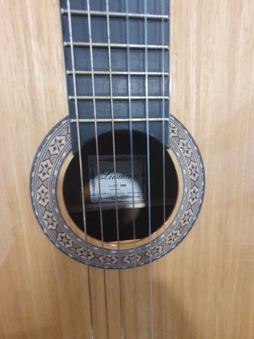 Guitarra classica Lusitana
