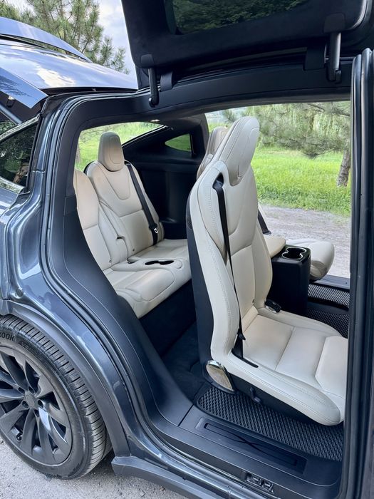 Tesla Model X Long Range Dual Motor 100кВт