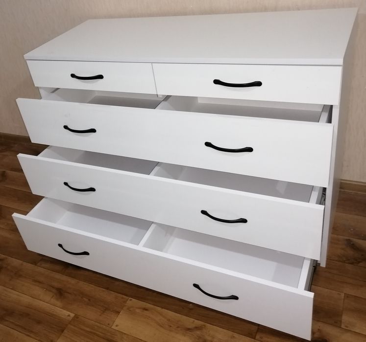 Комод 1,2м. Абсолютно новый.