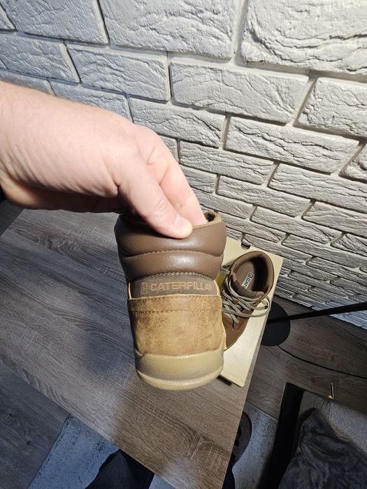 Продам черевики САТ.