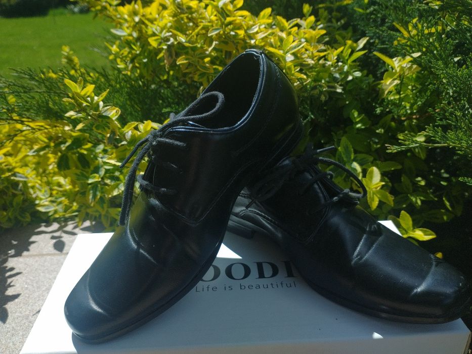 Buty komunijne dł. wkładki 22.5