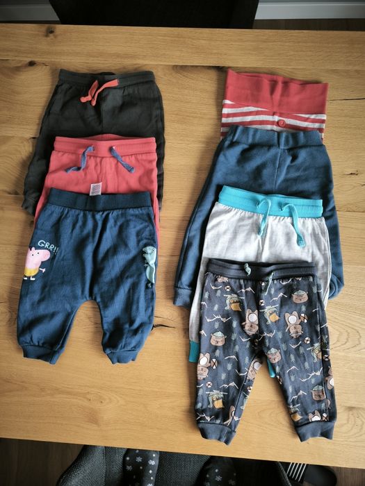 Sprzedam spodnie rozmiar 74