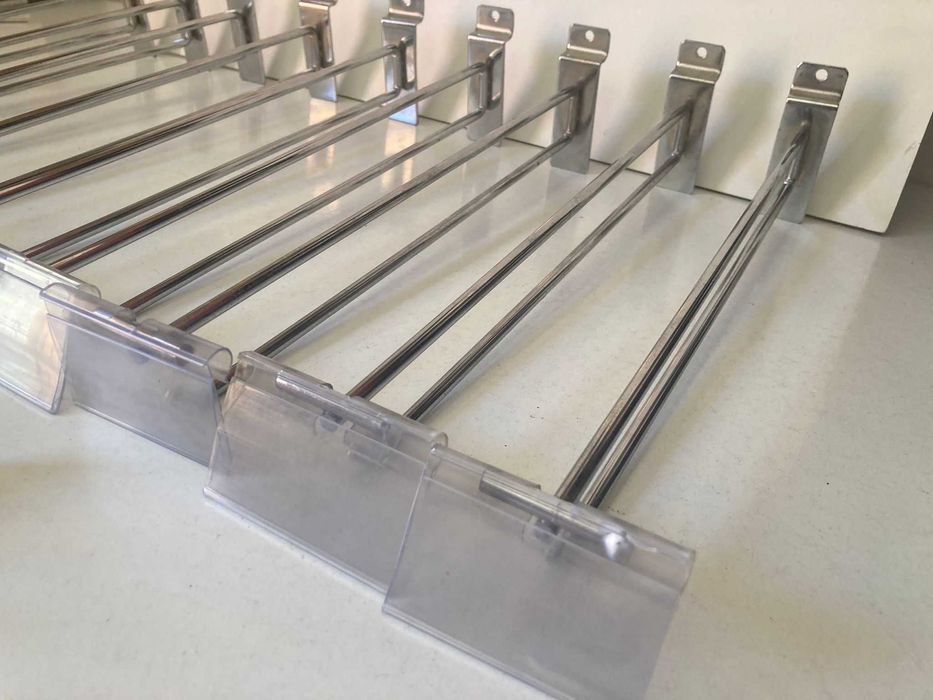 20 Ganchos de Metal para Exposição em Grade/Parede (32 e 20 cm)