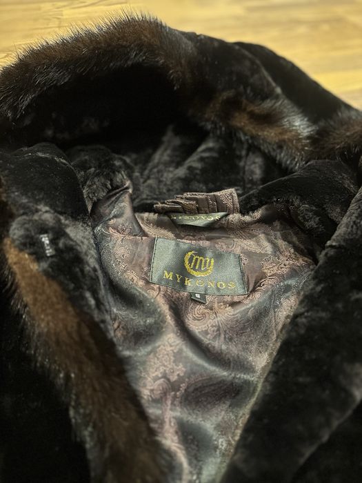 Шуба натуральна мутон з норкою шоколадного кольору