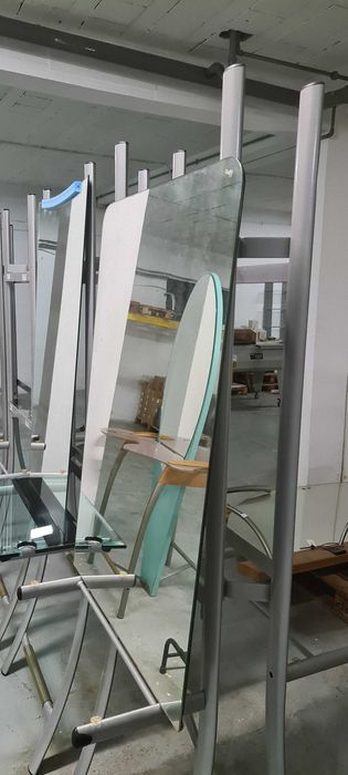 Estruturas de inox com espelho
