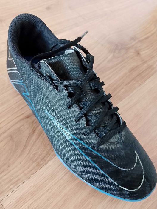 NIKE. Korki męskie.