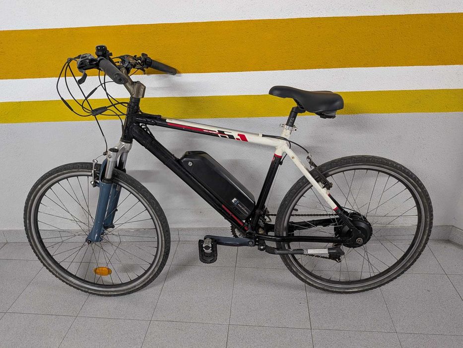 Bicicleta elétrica 26”, pronta usar