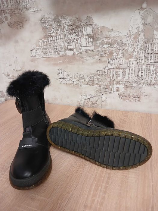 Продам жіночі сапожки