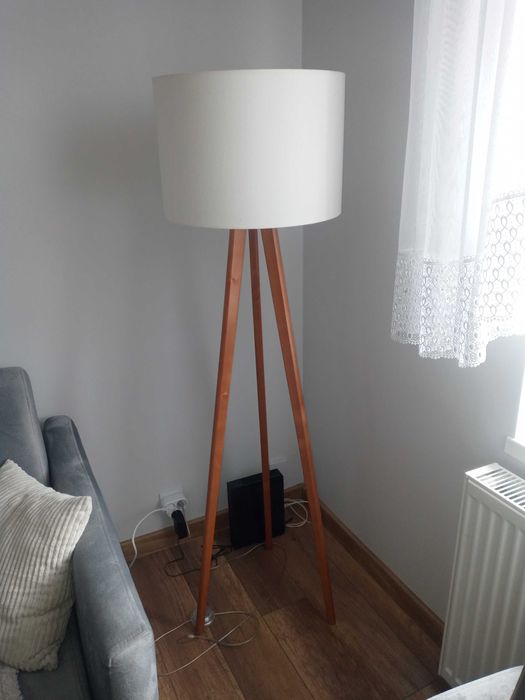 Dwie lampy, komplet , podłogowa stojąca i na biurko.