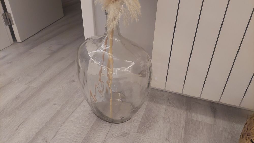 Ocasiao a terminar! Garrafoēs de vidro forrados para decoraçāo