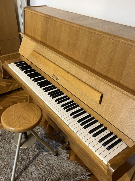 Pianino Petrof używane