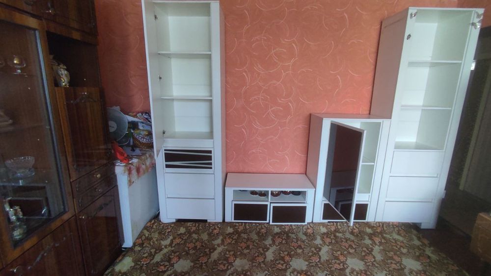 Меблевий гарнітур шафа вітальня Меблі для невеликої гостиної