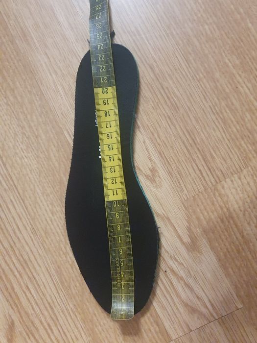 Замшеві кросівки Пума 37 р