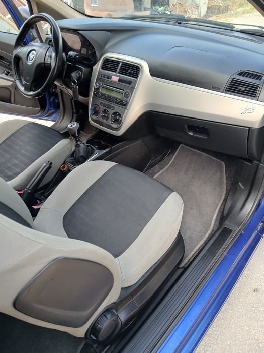 Fiat grande punto  de 2006 muito estimado  1.2 gasolina