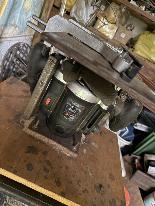 Фрезер SIP 01478 1500 Вт; 240 В