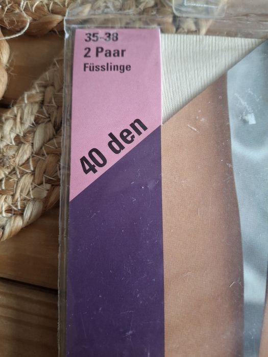 2 pary kremowych stopek