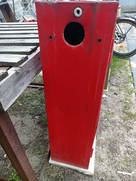 Szafka przeciwpożarowa kompletna z wężem używana