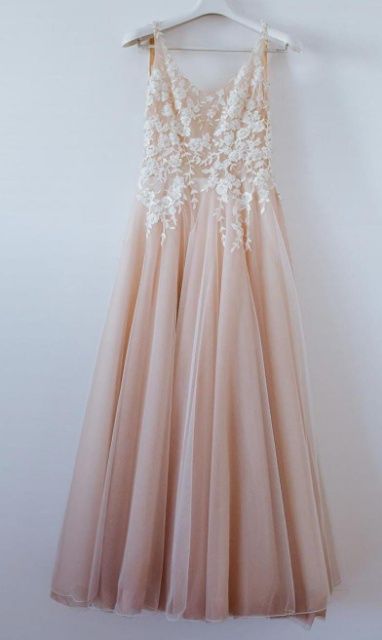 Suknia ślubna off white/pudrowy róż tiul hiszpański + 2 welony + etola