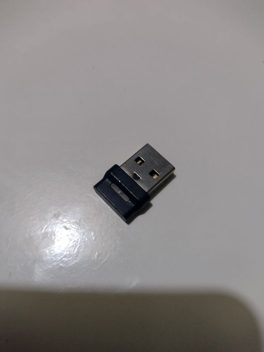 POLY Receptor bluetooth phones alta fiabilidade